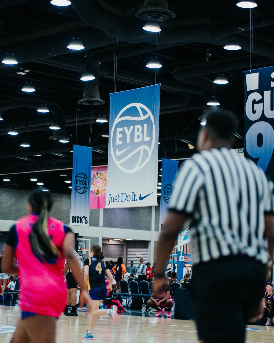Louisville 🤝 Las Vegas.

#2025EYBL | #2025EYCL | #2025JREYBL | #Road2CHI