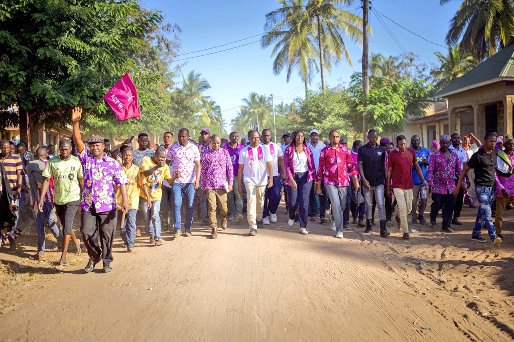 Mgu kwa Mgu mpaka ujumbe ufike

Oktoba #LindaKura