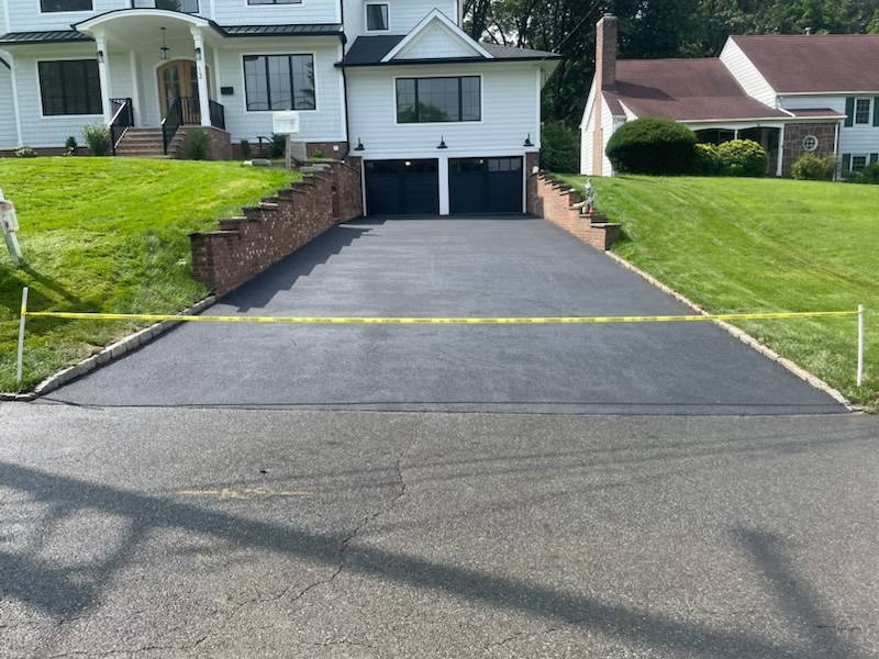 SunShakSunday's tweet image. Driveway ✅