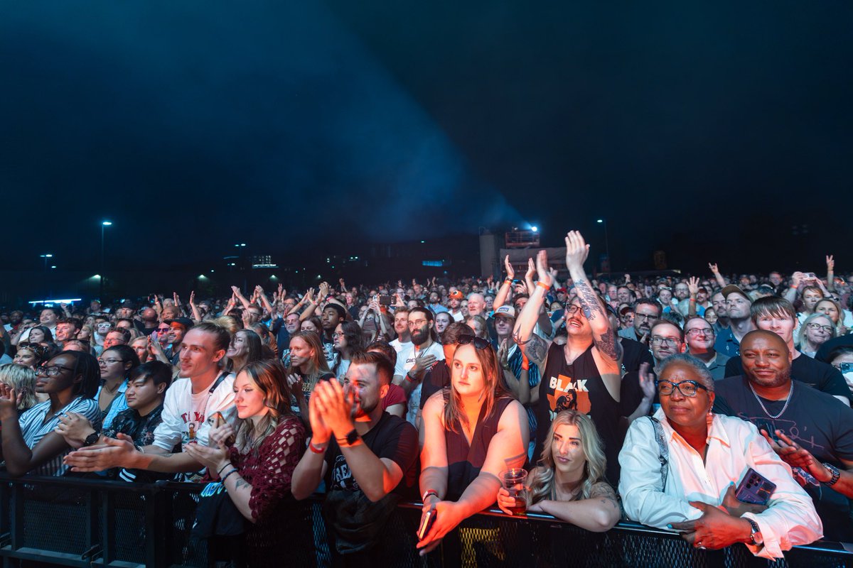 Christopher (@fantailmedia) on Twitter photo Who is heading to <a href="/surlybrewing/">surlybrewing</a> #FestivalField TONIGHT for <a href="/Tromboneshorty/">Trombone Shorty</a> & Orleans Avenue (w <a href="/JJGREYandMOFRO/">JJ Grey</a> opening) ? Thanks to <a href="/FirstAvenue/">First Avenue</a> for bringing TSOA back to the 612! (Crowd 📷 from <a href="/BlackPumasMusic/">Black Pumas</a> last year). Who is heading to <a href="/surlybrewing/">surlybrewing</a> #FestivalField TONIGHT for <a href="/Tromboneshorty/">Trombone Shorty</a> & Orleans Avenue (w <a href="/JJGREYandMOFRO/">JJ Grey</a> opening) ? Thanks to <a href="/FirstAvenue/">First Avenue</a> for bringing TSOA back to the 612! (Crowd 📷 from <a href="/BlackPumasMusic/">Black Pumas</a> last year).