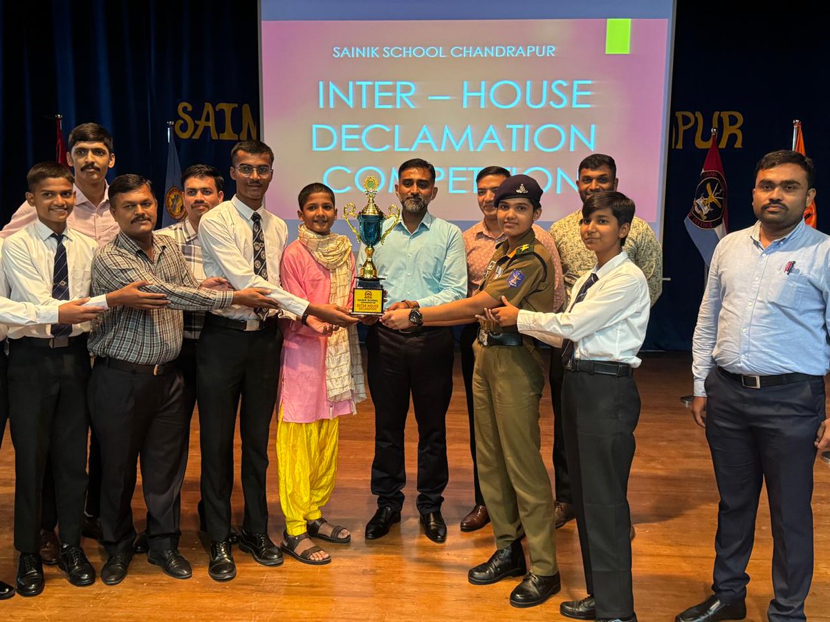 sscn2024's tweet photo. 🏆 Inter House English Declamation Competition | 11 Jul 25
An impressive showcase of oratory by our Jr & Sr Cadets..!!!
🥇 Khandekya House - Winner
🥈 Tilak House - Runner Up
Kudos to all participants for their stellar performances! 🎤👏
#Declamation #CadetLife #PublicSpeaking https://t.co/c1lz6VEpVX