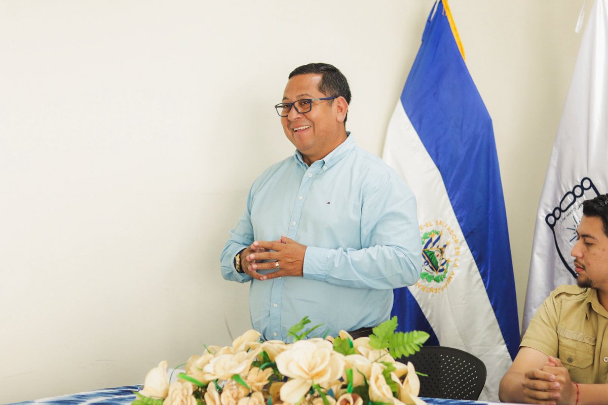 Carlos Sánchez tweet media