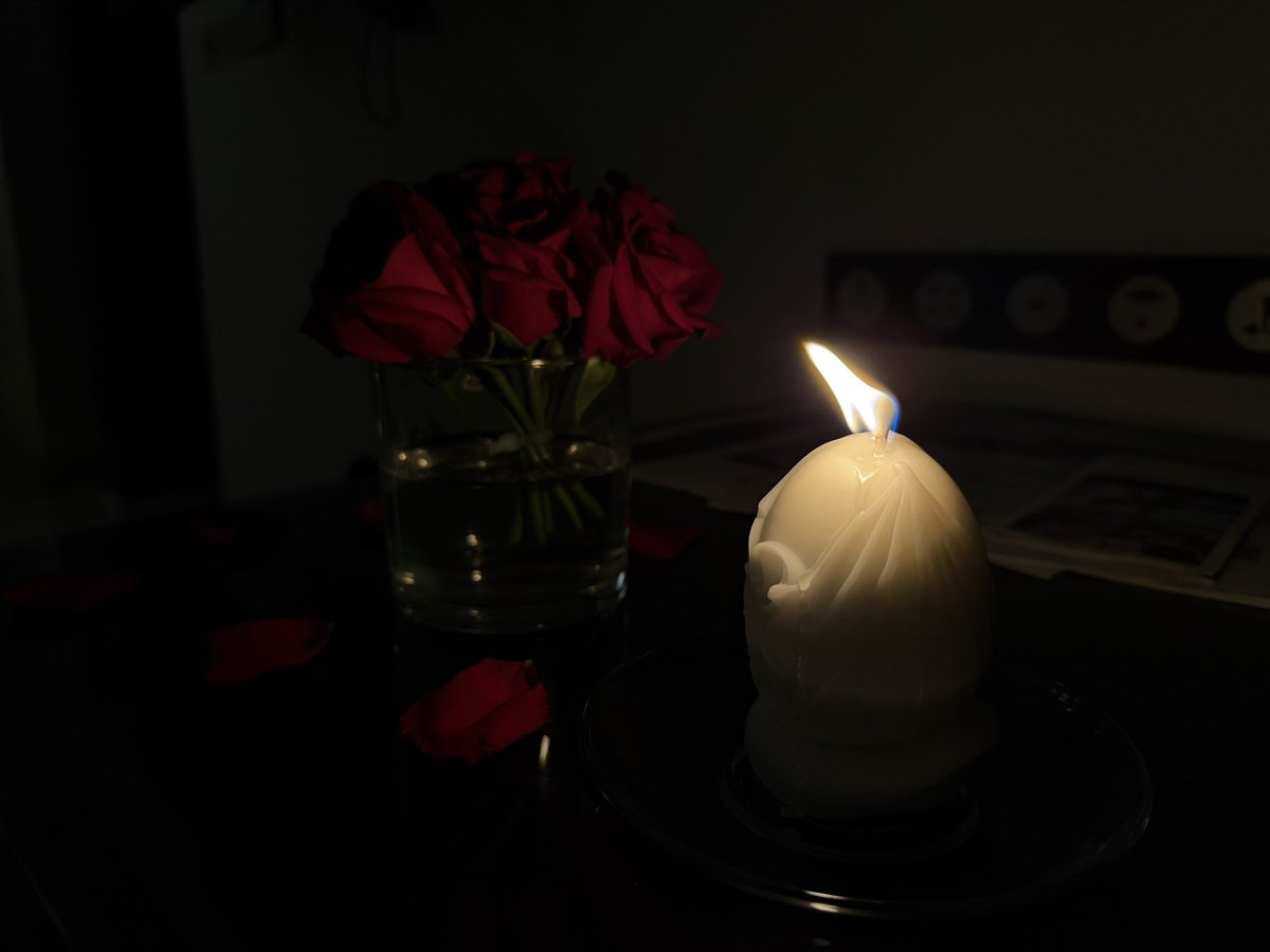 点燃一盏，龙族低语悄然苏醒。禁忌恶魔纹路宛若上古遗物，香气如龙息，甜美与狂野交织。置于案前，生活化作低调的史诗。

🕯️ @TrystLuv_Toy https://t.co/QCL5Cnjkc9