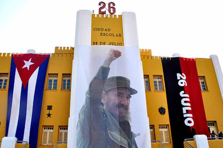 #LaLuchaNoHaCesado 
Julio siempre es un mes de Victoria para la Revolución Cubana.
#CubaEstáFirme
#CubaVencerá