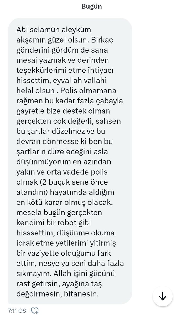 Serkan YARAR (@serkanyarar44) on Twitter photo İlk iki fotoğrafı sayın <a href="/CHPMuratBakan/">Murat BAKAN</a> 'ın gönderisinden aldım. Genç bir Polis Memuru arkadaşımız ihtihar etmiş. İntihar eden birine gerçekten söyleyecek bir sözüm yok. Zira bununla imtihan olmadım. O yüzden intihara yorum yapacak bilgi ve tecrübem yok. Allah varsa günahlarını İlk iki fotoğrafı sayın <a href="/CHPMuratBakan/">Murat BAKAN</a> 'ın gönderisinden aldım. Genç bir Polis Memuru arkadaşımız ihtihar etmiş. İntihar eden birine gerçekten söyleyecek bir sözüm yok. Zira bununla imtihan olmadım. O yüzden intihara yorum yapacak bilgi ve tecrübem yok. Allah varsa günahlarını