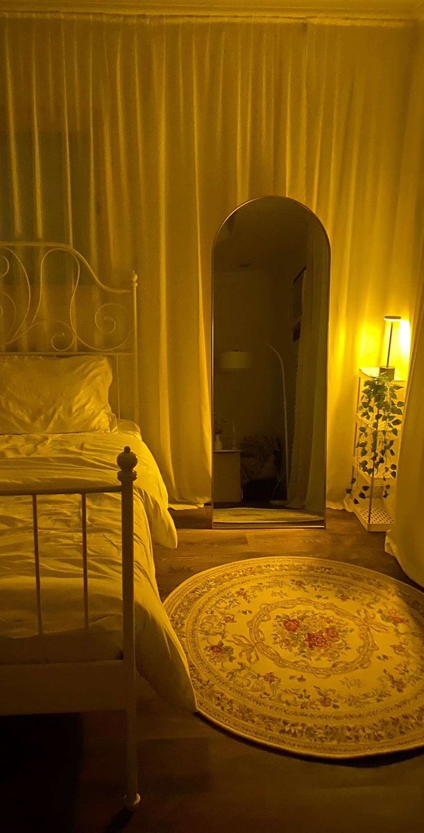 بغير غرفتي عطوني تصاميم حلوة أو صور لغرفكم ؟