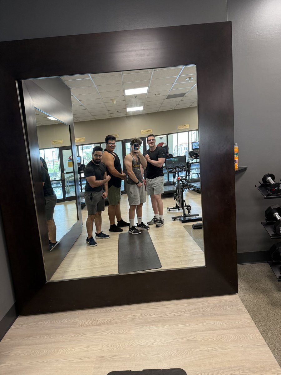 Hex ✈️ tweet media