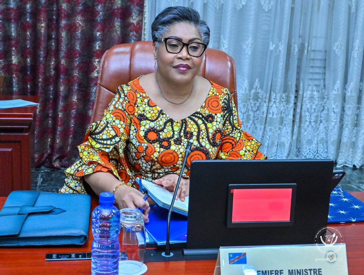 Presidence_RDC's tweet image. Sous la présidence du président de la République-Chef de l’État , les membres du gouvernement Suminwa participent, ce vendredi à la Cité de l’Union africaine, à la 51ème réunion ordinaire du Conseil des ministres.
presidence.cd/link/WcCVbIbMVC
