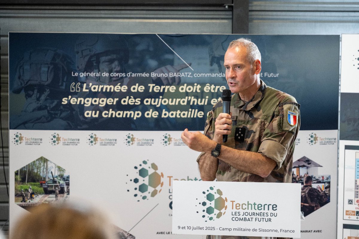 CEMAT_FR's tweet image. 1er salon #Techterre au @CDC94ri
Grand salon de l’innovation de l’@armeedeterre, il témoigne de notre dynamisme et de notre esprit pionnier.
Objectif : fédérer les énergies de tous les acteurs civils et militaires du combat aéroterrestre pour conserver notre supériorité…