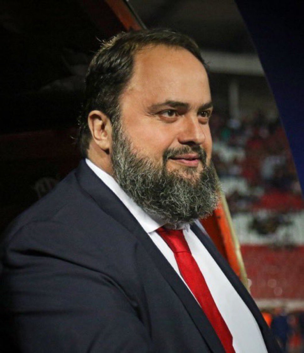 Should have stuck to singing for Go Compare fella