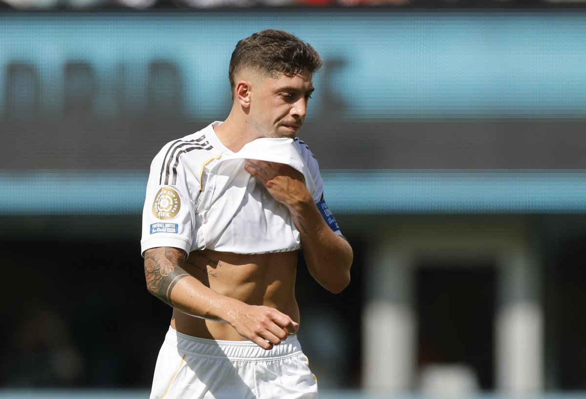 Actu Foot (@actufoot_) on Twitter photo ๐โโ๏ธ Fede Valverde ๐บ๐พ aura jouรฉ 6.674 minutes sur la saison 2024/2025 soit lโรฉquivalent deโฆ
๐ณ๐ฐ ๐ ๐๐ง๐๐๐๐ฆ ๐๐ข๐ ๐ฃ๐๐๐ง๐ฆ ๐ฅต
๐๏ธ <a href="/TheAthleticFC/">The Athletic | Football</a> ๐โโ๏ธ Fede Valverde ๐บ๐พ aura jouรฉ 6.674 minutes sur la saison 2024/2025 soit lโรฉquivalent deโฆ
๐ณ๐ฐ ๐ ๐๐ง๐๐๐๐ฆ ๐๐ข๐ ๐ฃ๐๐๐ง๐ฆ ๐ฅต
๐๏ธ <a href="/TheAthleticFC/">The Athletic | Football</a>