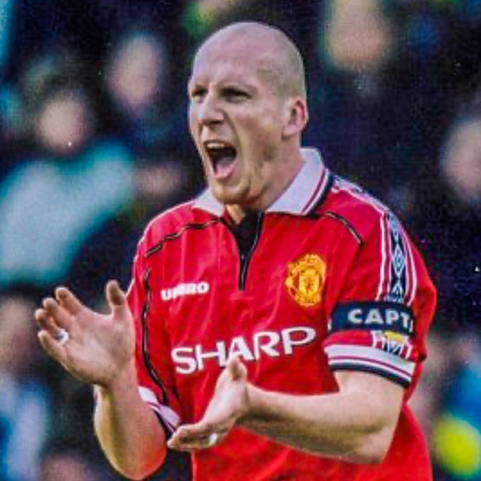 Sir Alex Ferguson: "It was one of the mistakes selling Jaap Stam." 

Sheringham: "Jaap’s a man-mountain, but as quick as a Ferrari." 

Scholes: "He wasn’t somebody you wanted to cross, he was a real animal on the pitch.”

Happy birthday, Jaap Stam. 🇳🇱👊