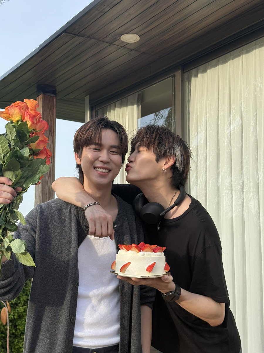 bb0un's tweet image. Soft spot