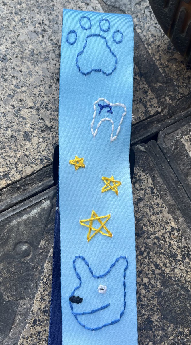 BluesDogDays's tweet image. In the James Marriott queue? Sew a guitar strap! Who wants it?/j