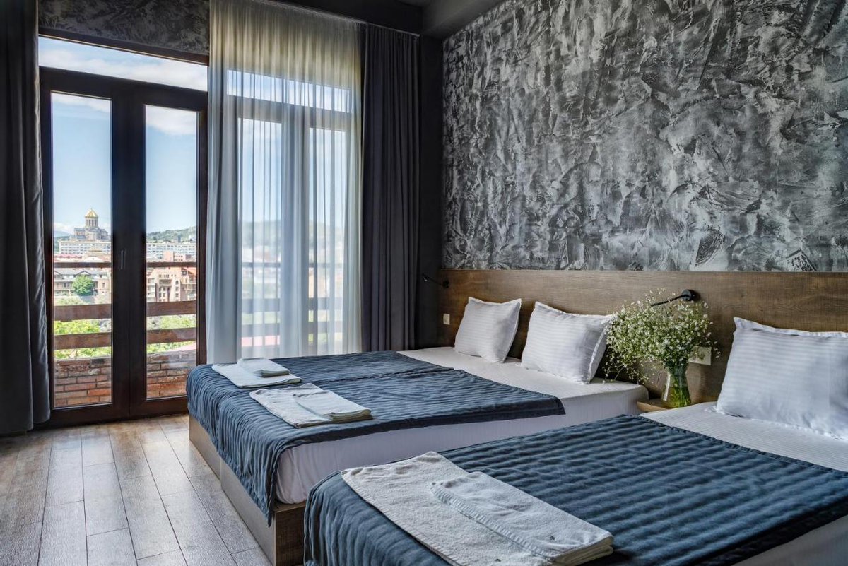 #فندق_اليوم
Hotel Tabori Terrace: اسم الفندق يعكس التيراس الرائع فيه، ترتاح عليه وتشوف أفق #تبليسي بأجمل زوايا 😍🌇. #جورجيا #فنادق

📞 للتواصل واتساب📱 wa.me/995599997016