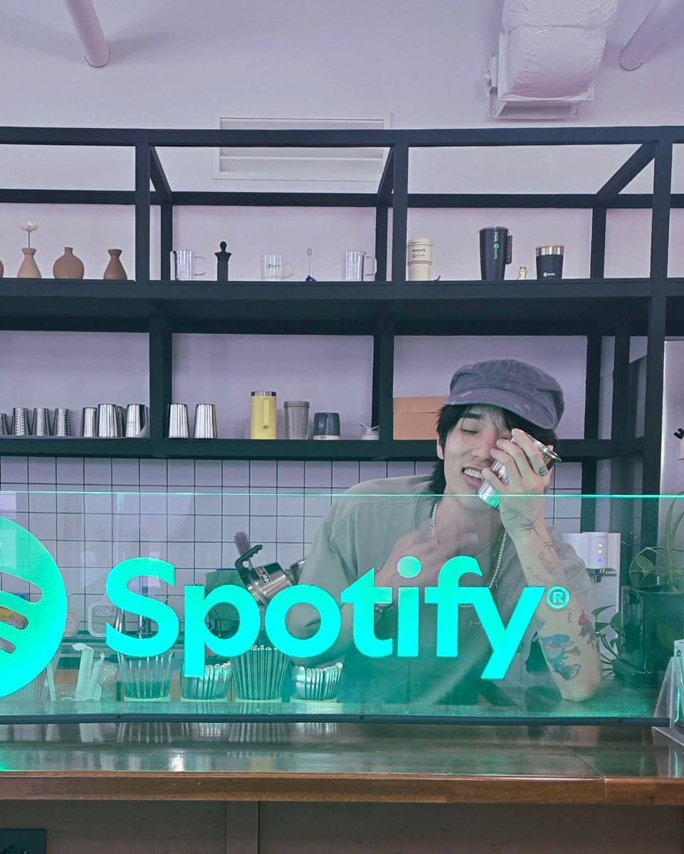 🇰🇷 Welcome <a href="/eaJPark/">eaJ¹</a> 

4/7