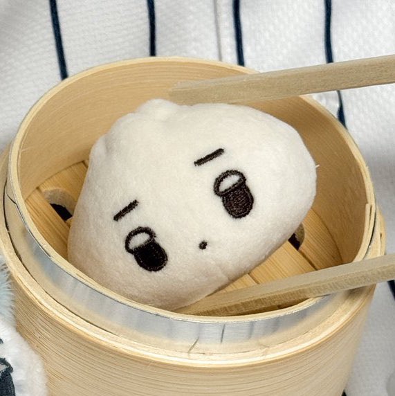 haetnimgo's tweet image. 🌟 GIVEAWAY

heloow warga Haetnim GO! aku mau bagi bagi rejeki bulan inii, feel free buat ikutan giveawaynya ya🤭🤩

🗒️ rules:
— rt &amp;amp; like this tweet + follow @haetnimgo
— rt 3 tweet ongoing pre-order @haetnimgo (bebas, bisa check di highlights yaa!)
— comment barang yang kamu…