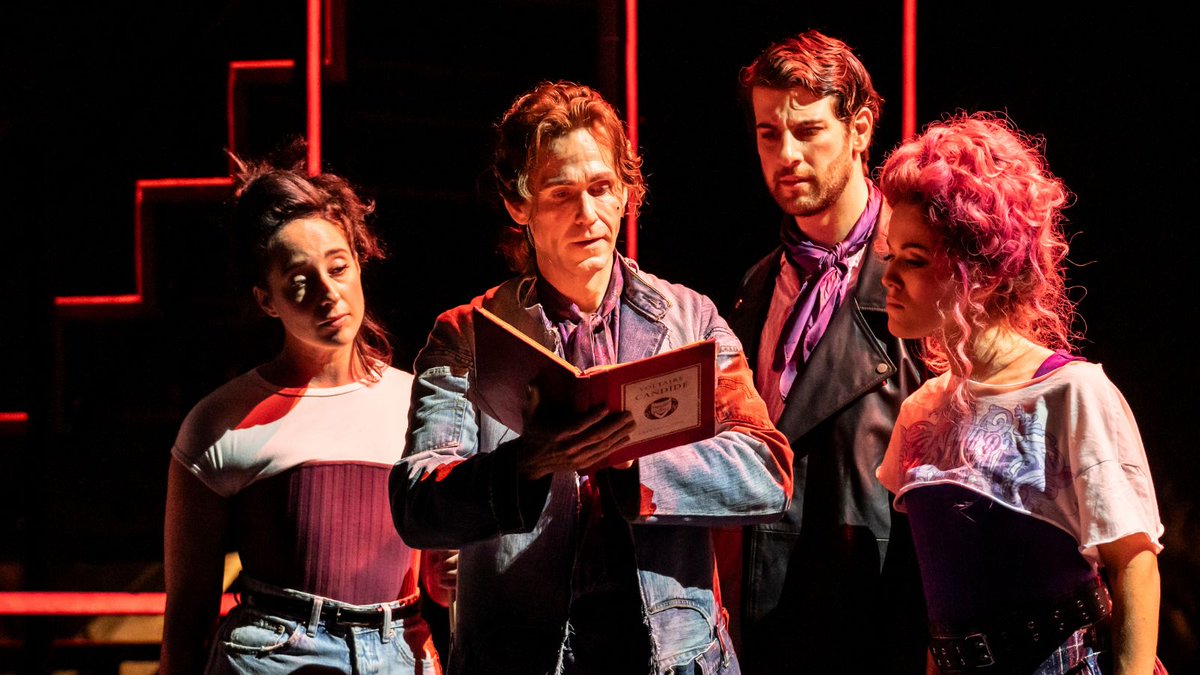 WelshNatOpera's tweet image. Five unexpected books turned into operas! 😱
From Roald Dahl’s Fantastic Mr Fox to Voltaire’s timeless Candide, discover which surprising stories made it to the opera stage…
What book would you love to see turned into an opera?
Read our list here: buff.ly/lx9PFfv