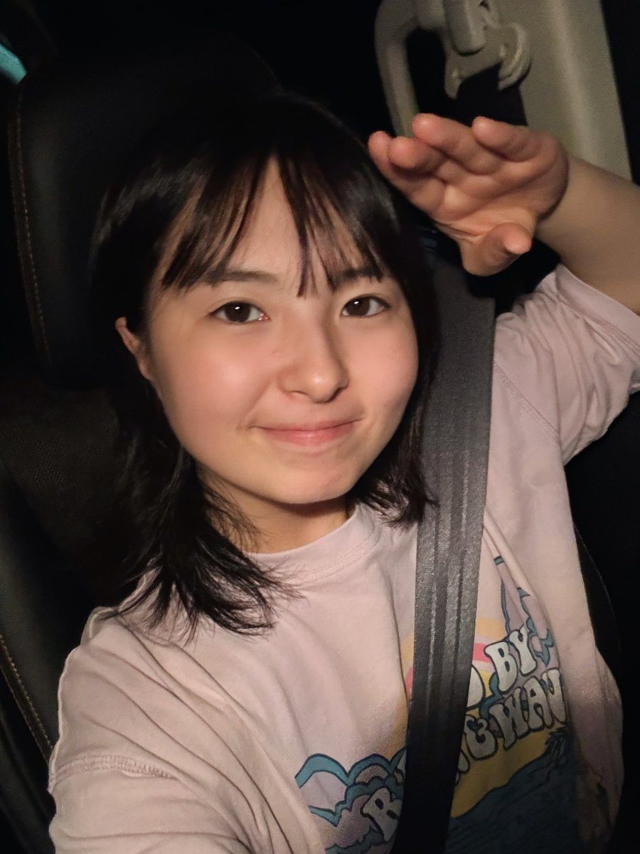 夜のドライブっていいよね🚗
運転しないけど笑