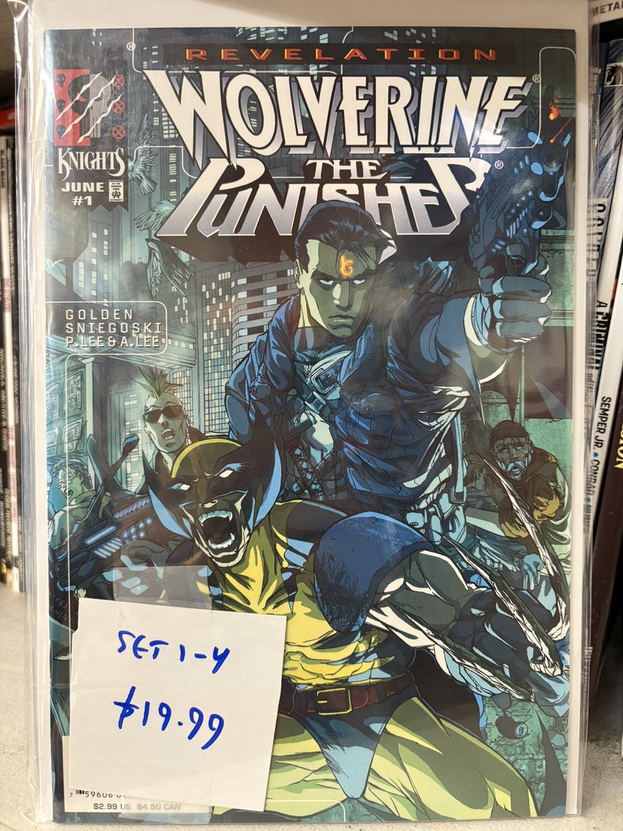 TheComicHunter's tweet image. Got some neat Wolvie sets in stock!