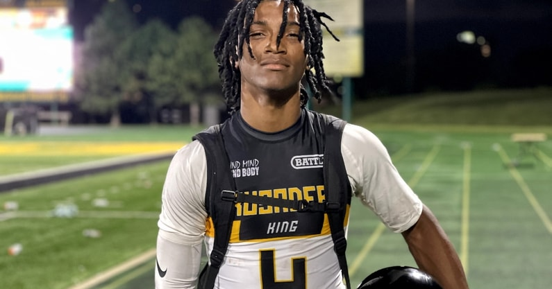 Michigan offered in-state ATH Don Spillers III after he impressed <a href="/19Bellamy/">Ron Bellamy</a> at a camp this summer. 

“He’s got a good personality,” Spillers said. “He’s a great coach.”

More on an early offer by the Wolverines: on3.com/teams/michigan…