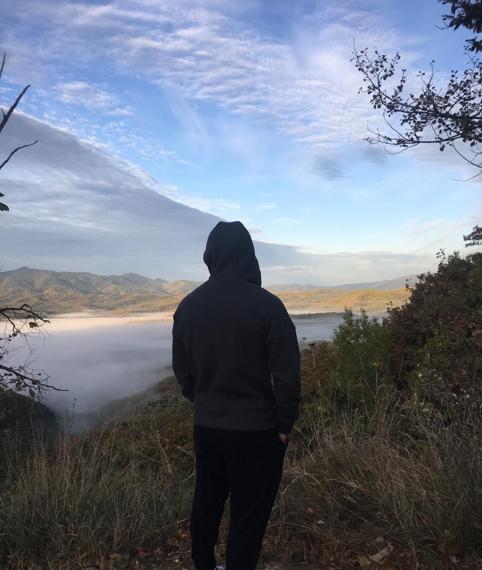 I spent today differently and feel better 

Here are some recommendations: 
1. Getting up early
2. Drink a glass of warm water
3. Go outside, do some exercises and breathing exercises 
4. Take a warm shower, then switch to cold water in the final phase 
5. Take 5 grams of