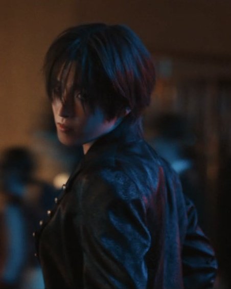 they look like rival gang members who fuck out of pure hate