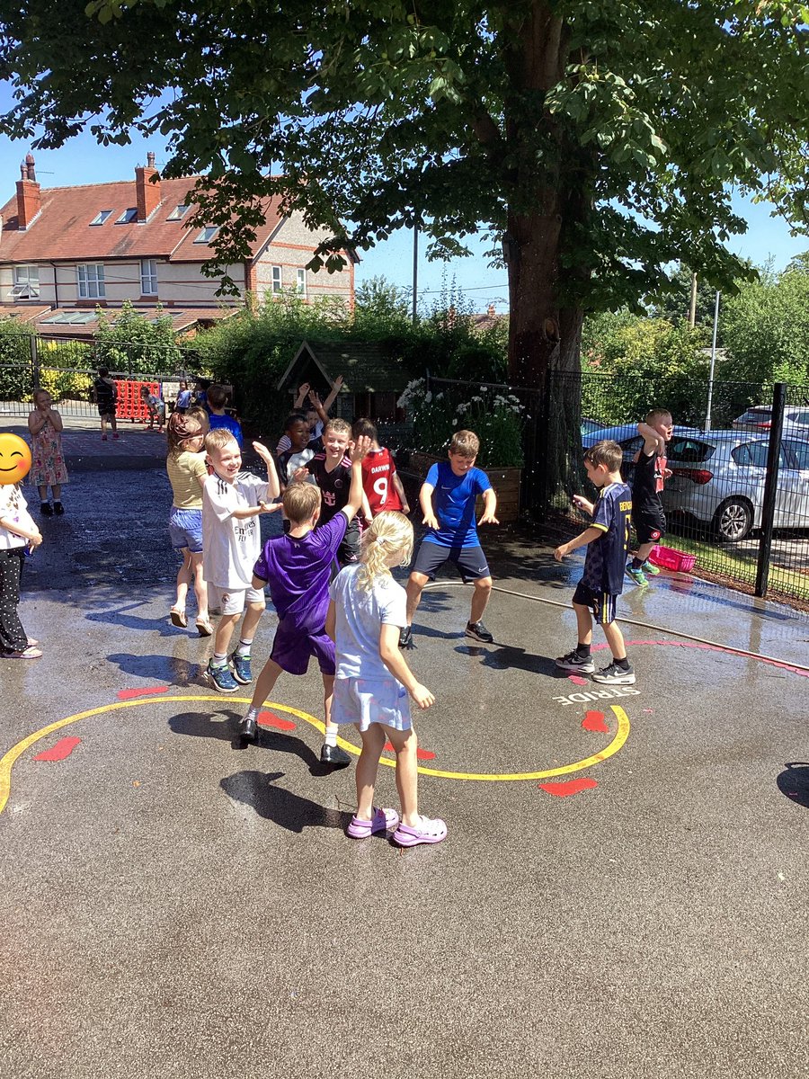 KS1 having a much needed cool down doing the Macarena in the sprinkler, including the ones that supposedly didn’t want to get wet 😂