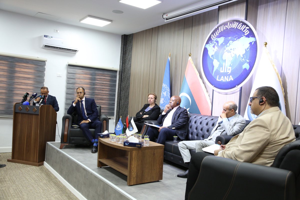 UNinLibya's tweet image. The United Nations in Libya, in collaboration with the Libyan News Agency (LANA), held a media roundtable on Thursday.
DSRSG/RC/HC Mr. Aeneas Chuma, along with representatives from @UNICEFLibya, @IOM_Libya, @UNDPLibya, and @UNWomenLibya, engaged with journalists to present the…