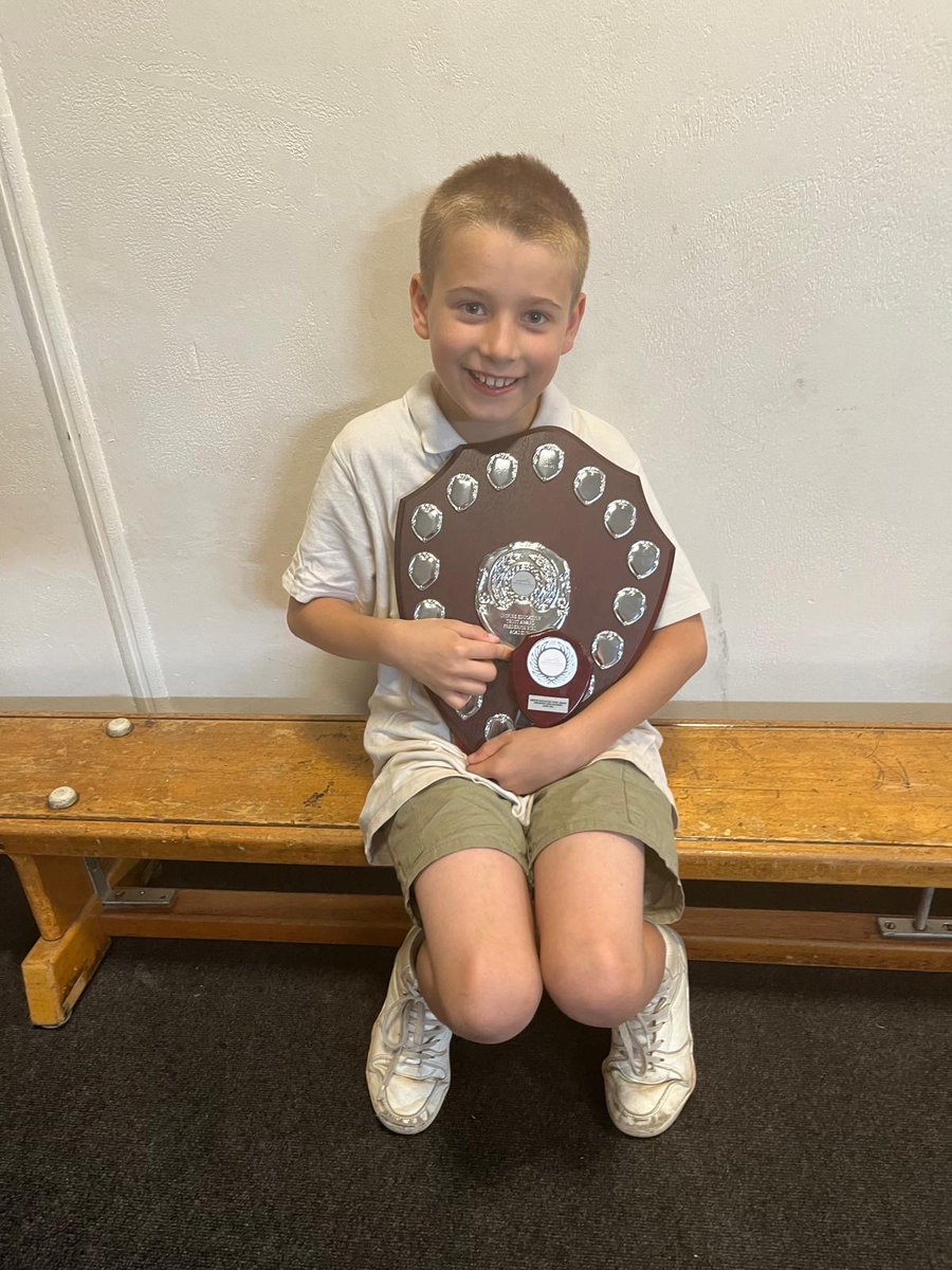 Each year, one pupil from every school is recognised for their exceptional contribution with the Inspire Education Trust Award. This morning, Jamie Vail from Frederick Bird received his award. Congratulations, Jamie!