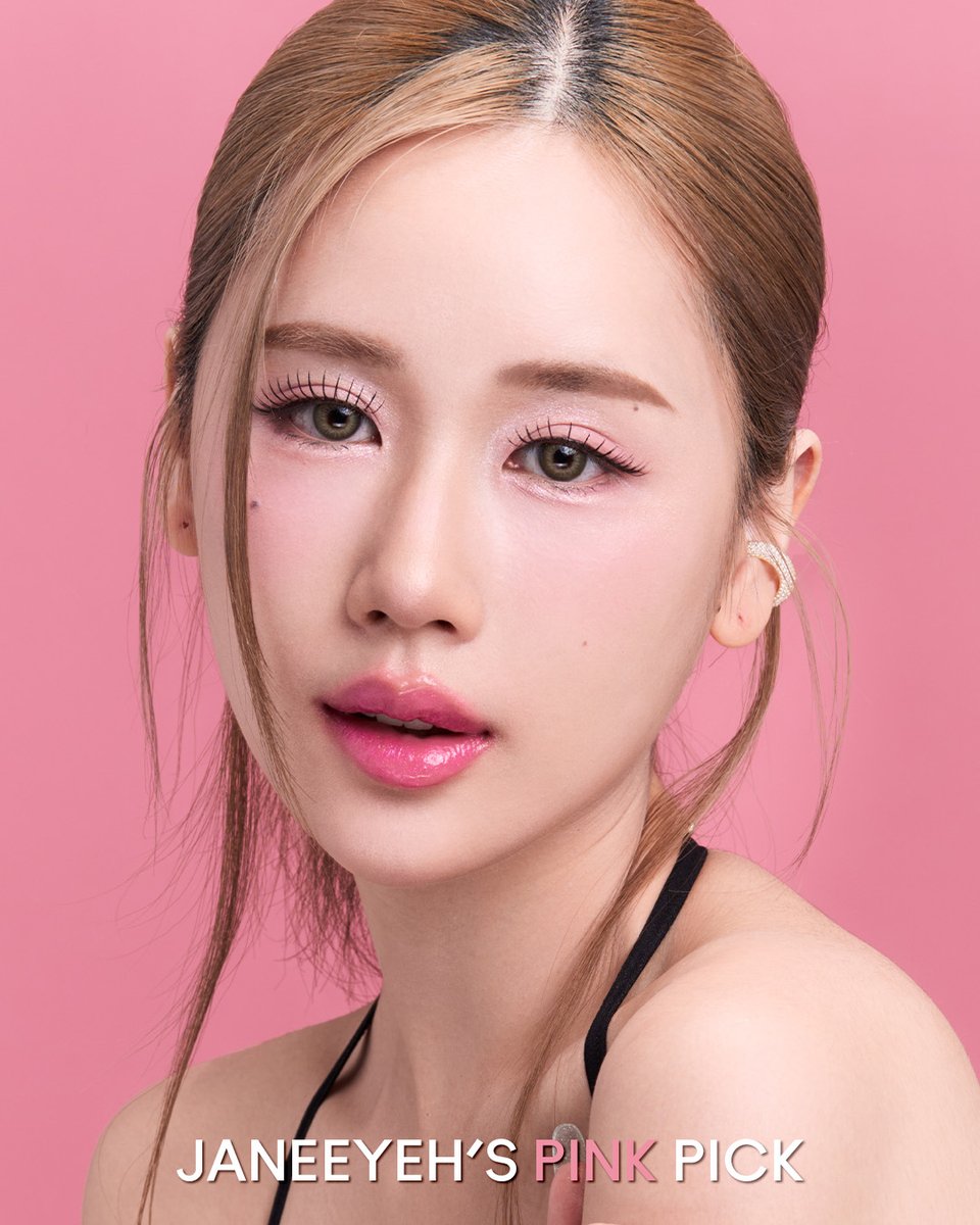 MACCosmeticsTH's tweet image. เสกลุคโทนชมพูหวานซ่อนความขี้เล่นแบบคุณเจนเย่ด้วย #MACLipStyling 3 สเต็ป💗🎀
1. NEW Lipglazer สี Candy Yum Yum
2. MACximal Satin สี Brave
3. Lipglass Air เฉดสีใหม่ Frozen
เพียง ฿2,360 จากปกติ ฿2,950 + รับกล่องแบบพิเศษและสติ๊กเกอร์สุดคิวท์
ทางไปช้อป👉 bit.ly/444h5Ag