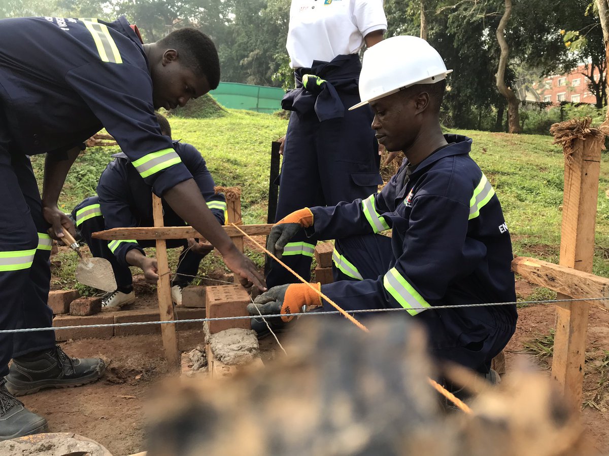 Best group of the week 🥂