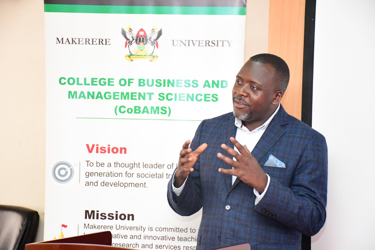 MakCoBAMS's tweet image. Day 5 of the @Makerere Strategic Leadership Training ended with a powerful message from University Secretary Mr. Yusuf Kiranda: embrace local solutions, lead with accountability, and empower others—everyone has a role in building a great @Makerere. @Y_Kiranda @CovabMakerere