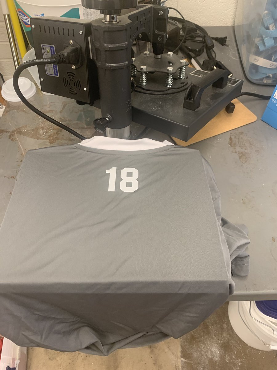 DelawareEQ's tweet image. Nothing like the smell of a heat press in the morning! Starting our day with a little work on the heat press for @DelawareMSOC #TeamBehindTheTeam