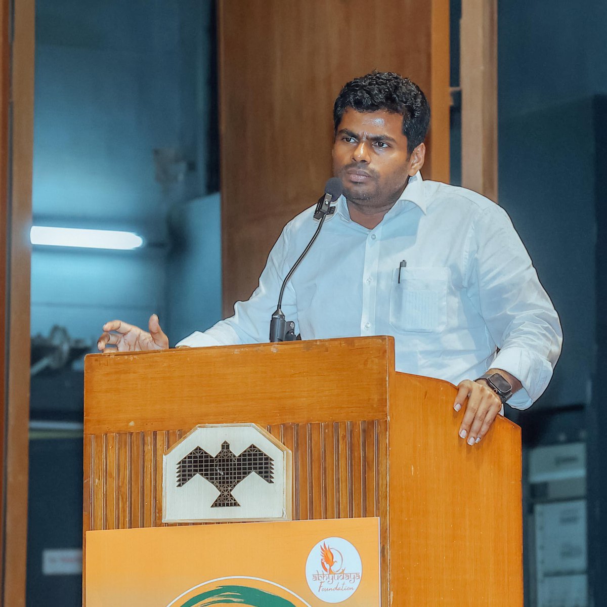 annamalai_k's tweet photo. It was a privilege to address the esteemed faculty and the bright young minds, our future policymakers, along with Smt @Tej_AnanthKumar avl, at the National Institute of Advanced Studies in Bengaluru (IISc Campus), organised by Abhyudaya Foundation. Had the opportunity to engage with the students on the importance of simultaneous elections through the idea of One Nation, One Election, and how this reform could enhance democratic efficiency.

https://t.co/xebqyXuFOx

The current model of frequent elections not only causes policy paralysis but also imposes a significant financial and administrative burden on the nation. As our democracy develops, streamlining processes becomes essential for better stability and progress.
