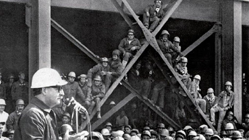 CTMIN: A 54 AÑOS DE LA NACIONALIZACIÓN DEL COBRE, SEGUIMOS DEFENDIENDO LA SOBERANÍA MINERA DE CHILE

Este 11 de julio se conmemora un nuevo aniversario de la nacionalización del cobre. Leer nota: ctmin.cl/ctmin-a-54-ano…