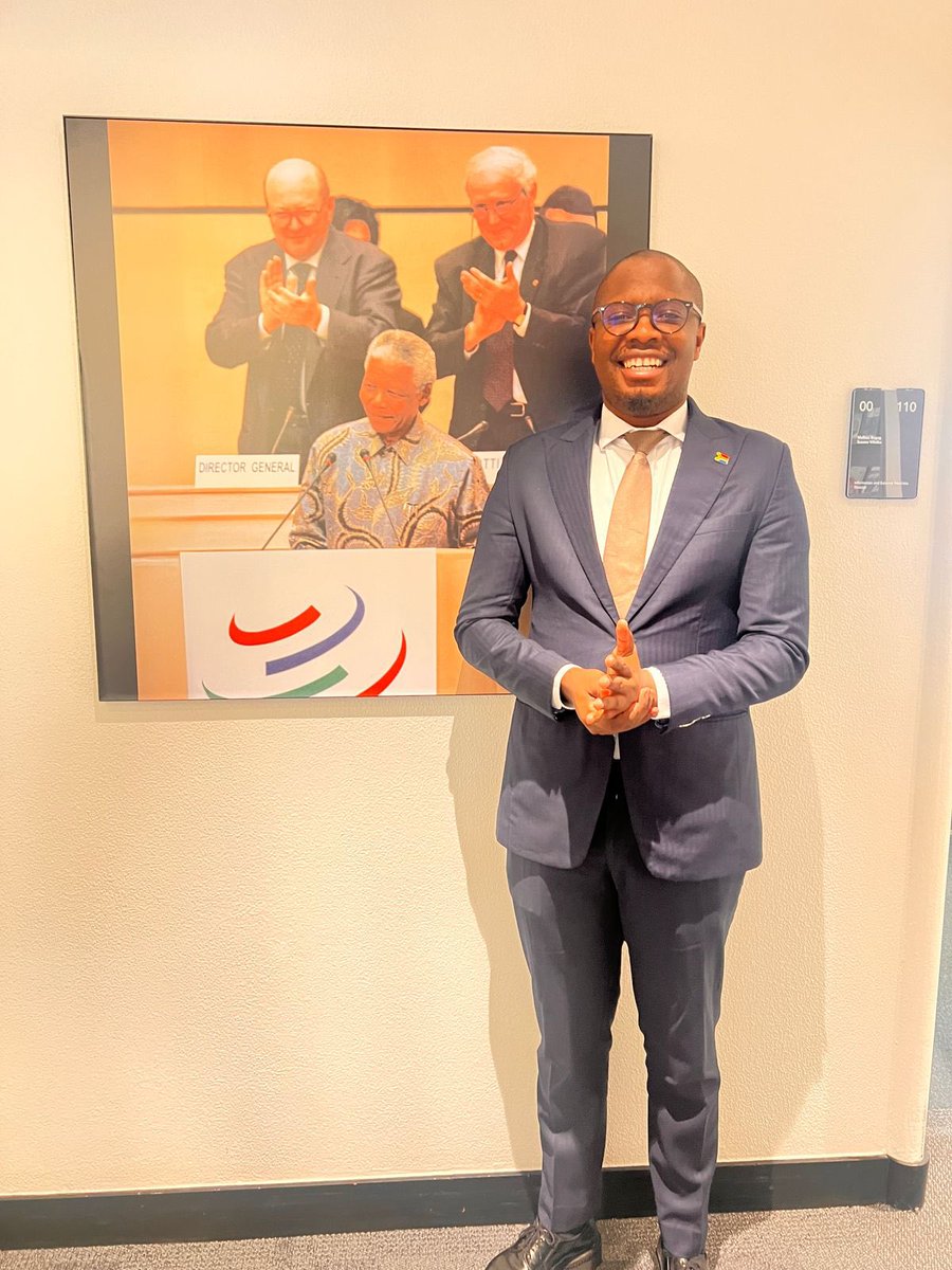 MPGodlimpi's tweet image. Today I met with WTO DG Ngozi Okonjo-Iweala to discuss WTO reform, and South Africa’s role in shaping a rebalanced multilateral trading system.
SA remains deeply engaged on WTO reform and will continue to engage as we head towards the G20 and MC14. #G20 #WTO