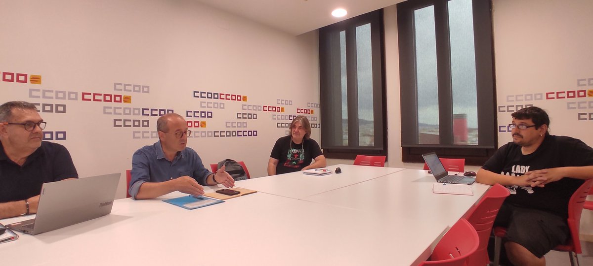 Magda Cot (@cotmagda) on Twitter photo Segona edició d'acollida de les persones que representaran <a href="/ccoocatalunya/">CCOO de Catalunya</a> als Consells de Formació i Empresa dels Centres Integrats d'FP.
FP inicial i del món del treball, paper de governança dels agents socials, recursos de quota, acreditació de competències professionals... Segona edició d'acollida de les persones que representaran <a href="/ccoocatalunya/">CCOO de Catalunya</a> als Consells de Formació i Empresa dels Centres Integrats d'FP.
FP inicial i del món del treball, paper de governança dels agents socials, recursos de quota, acreditació de competències professionals...