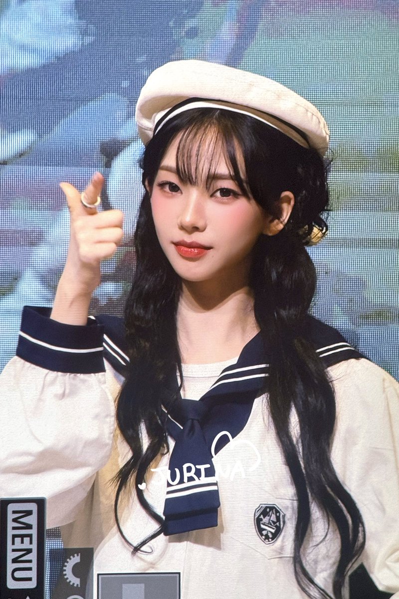 jurina_2000's tweet image. 250711 MOKKET 팬사🤍

#카리나 #Karina #에스파 #aespa