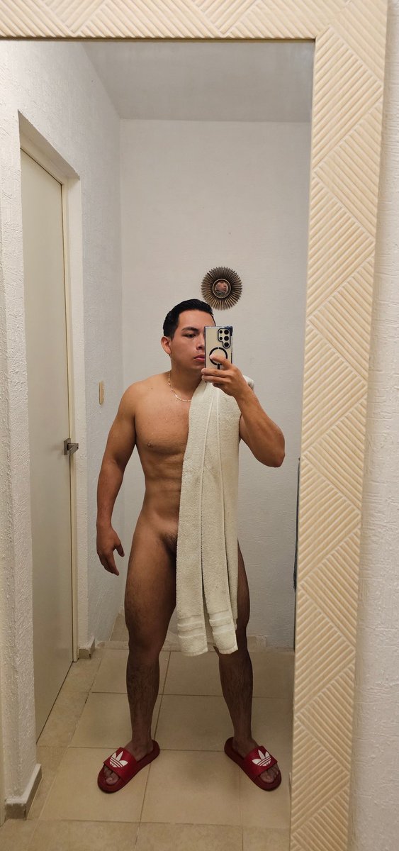 Tantos amigos aquí en mi X y ni quien me done para una proteína 🥺🥺

5579 0870 0886 2002 (Santander)