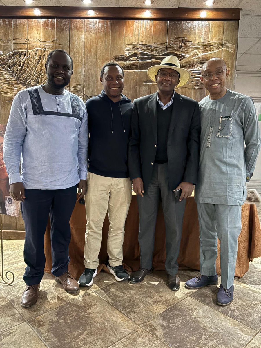 BosireConrad's tweet image. With Prof. Chidi Odinkalu @ChidiOdinkalu, Justice Kathurima M'Inoti, and Waikwa Wainyoike @waikwawanyoike during the Memorial and Tribute Session of Pheroze Nowrojee SC @PherozeLegacy yesterday evening at the National Museum