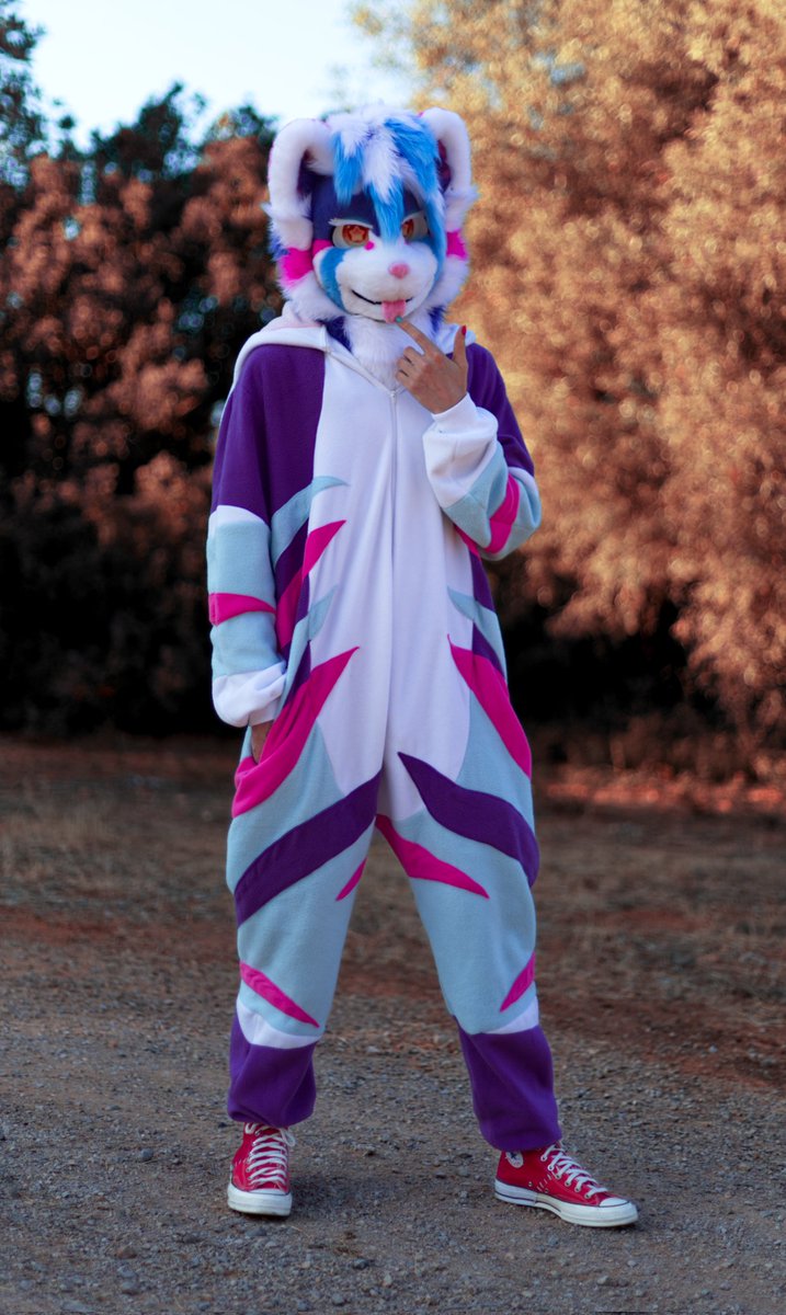 OskarJST's tweet image. Mlep for #fursuitfriday :P

Thank you @BrekWoof for this amazing kigu. I can&apos;t have enough of it :)

🪡: me
📸: @TangoHusky