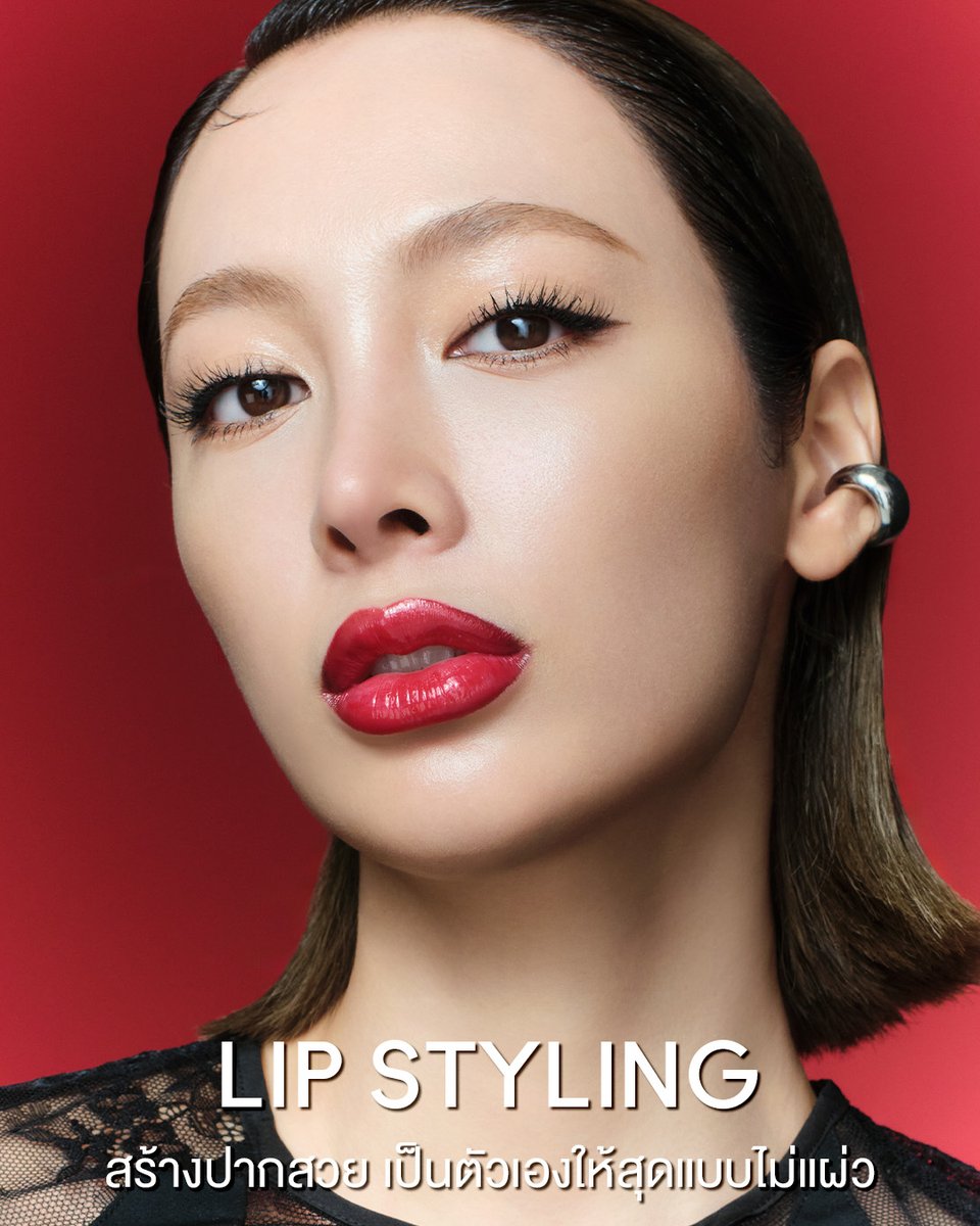 MACCosmeticsTH's tweet image. ปากไม่แดงไม่มีแรงเดิน! เติมความมั่นใจแบบคุณแพร์ด้วย #MACLipStyling 3 สเต็ป ♥️🍒
1. NEW Lipglazer สี Marrakesh
2. MACximal Satin สี Brick-O-La
3. Lipglass Air สี Talented
เพียง ฿2,360 จากปกติ ฿2,950 + รับกล่องแบบพิเศษและสติ๊กเกอร์สุดคิวท์
ทางไปช้อป👉bit.ly/4k94ikE