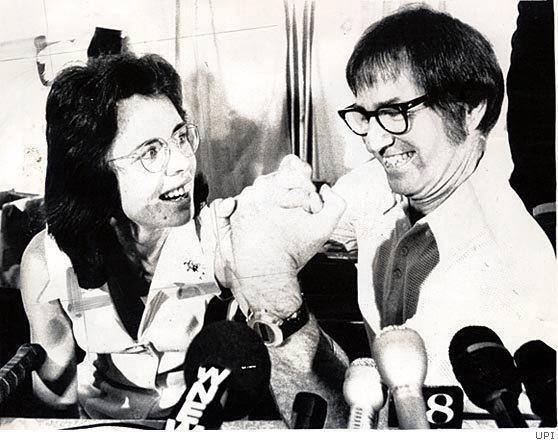 OTD in 1973:Billie Jean King &amp; Bobby Riggs announced that they would play each other in a winner-take-all tennis match. Riggs had denigrated female athletes &amp; contended that even at 55 he could beat the top female tennis stars. That fall, King beat him in straight sets. #WeTheMen