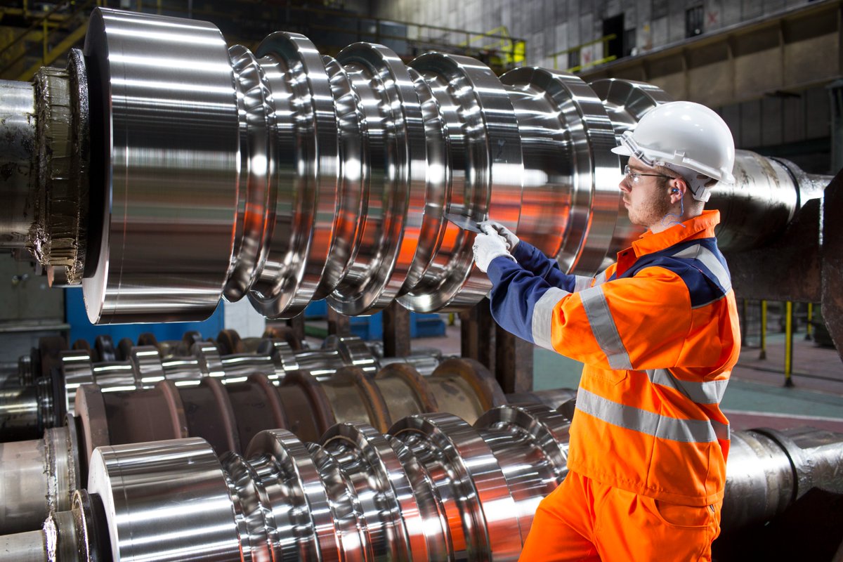 Following our recent recruitment drive we are now taking on an extra 21 apprentices this year - that will be 59 new trainees joining our business in September! More information on the roles that are still is available here ➡️ ow.ly/qx2z50WoiLM #BuildingStrongerFutures