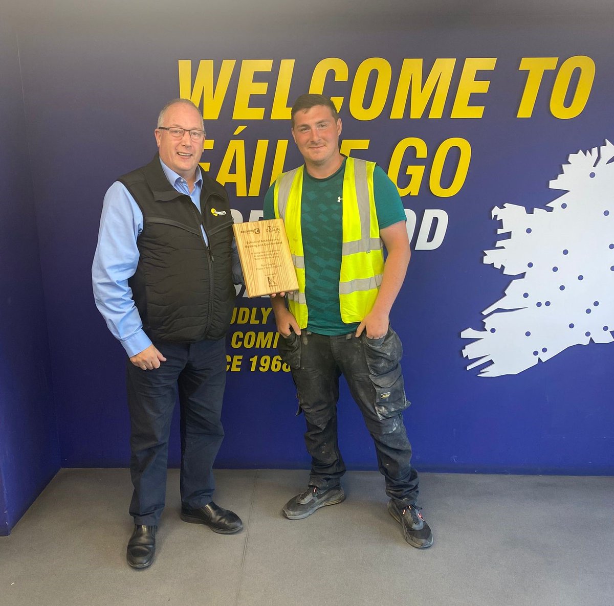 ChadwicksIE's tweet image. A huge congratulations to Ryan Traynor, recipient of a TU Dubblin Apprentice Excellence Award in the Brick and Stone Laying category, proudly sponsored by Kilsaran. π
#Chadwicks #LetsGetItDone