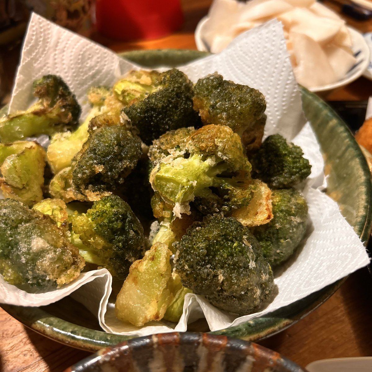 こんな美味しいレシピ教えてくれた
師匠は 料理の天才で
やはり 突き抜けてる🤣👍👍👍
ブロッコリーの唐揚🥦
娘もめちゃくちゃ食べてくれて
嬉しかった😆
<a href="/mushruru_shoko/">Shoko(しょこ)🍄</a> しょこさん
ありがと〜〜🤗❣️