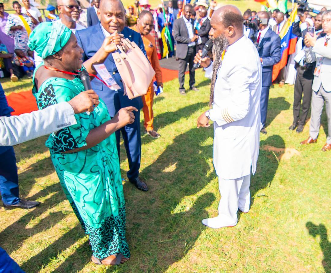 MekeNambala's tweet image. All authority on earth and in Heaven Belongs to CHRIST JESUS.

 #YaoundéHealingService