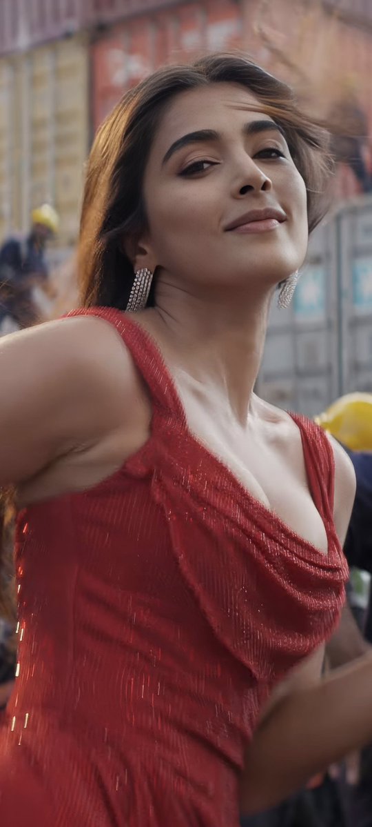 GvlLTzbaMAALD9k?format=jpg&name=medium