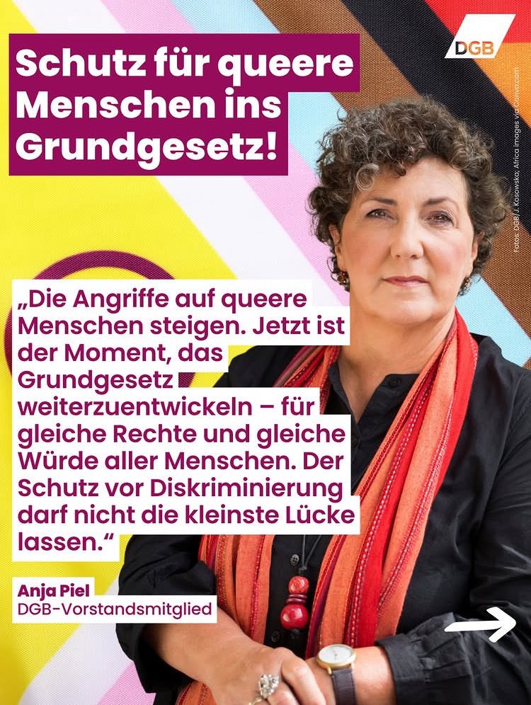 Heute wurde im #Bundesrat Geschichte geschrieben:
Dem Antrag des Landes Berlin zur Änderung von Artikel 3 GG sind die Länder Nordrhein-Westfalen und Schleswig-Holstein beigetreten. 
Mit der vorgeschlagenen Ergänzung  von #Artikel3  hätte der #Schutz von #LGBTQIA-Menschen vor